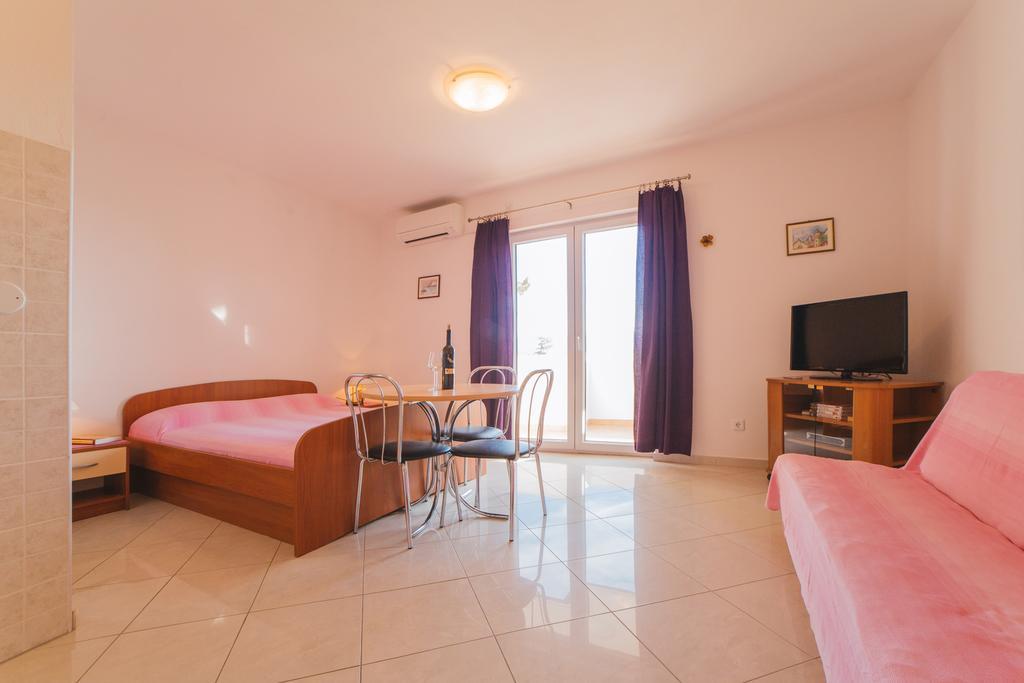 Apartments Dada Omiš Стая снимка