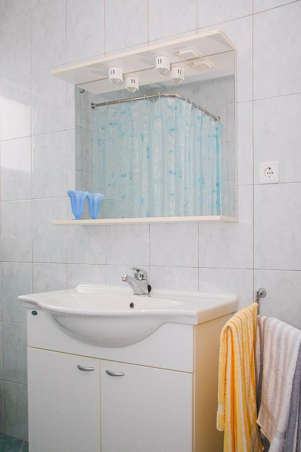 Apartments Dada Omiš Стая снимка
